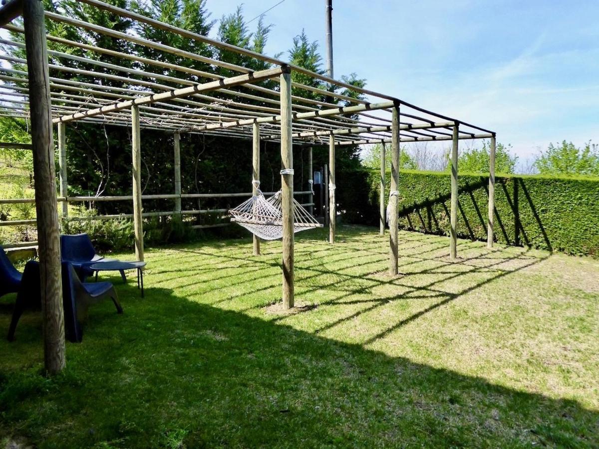 Agriturismo Bottega Di Rosanna Castagnole delle Lanze Exteriör bild